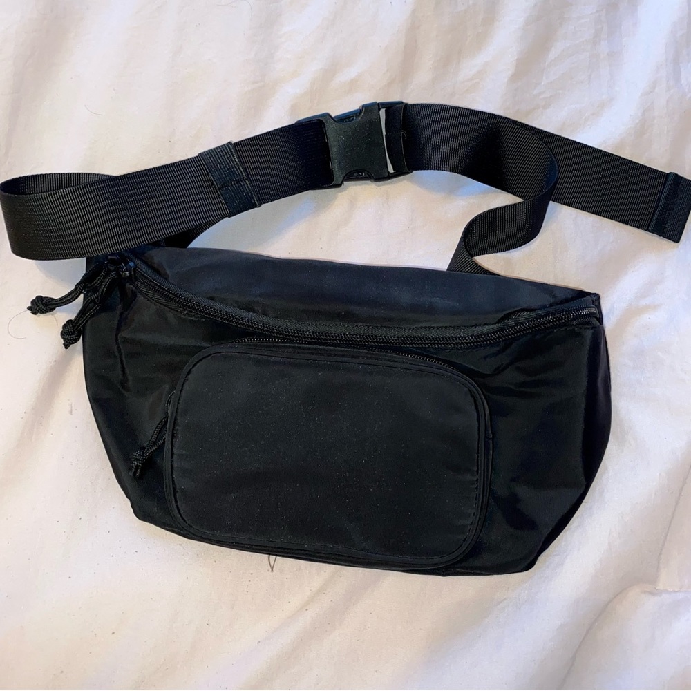 Black H&M Fanny Pack